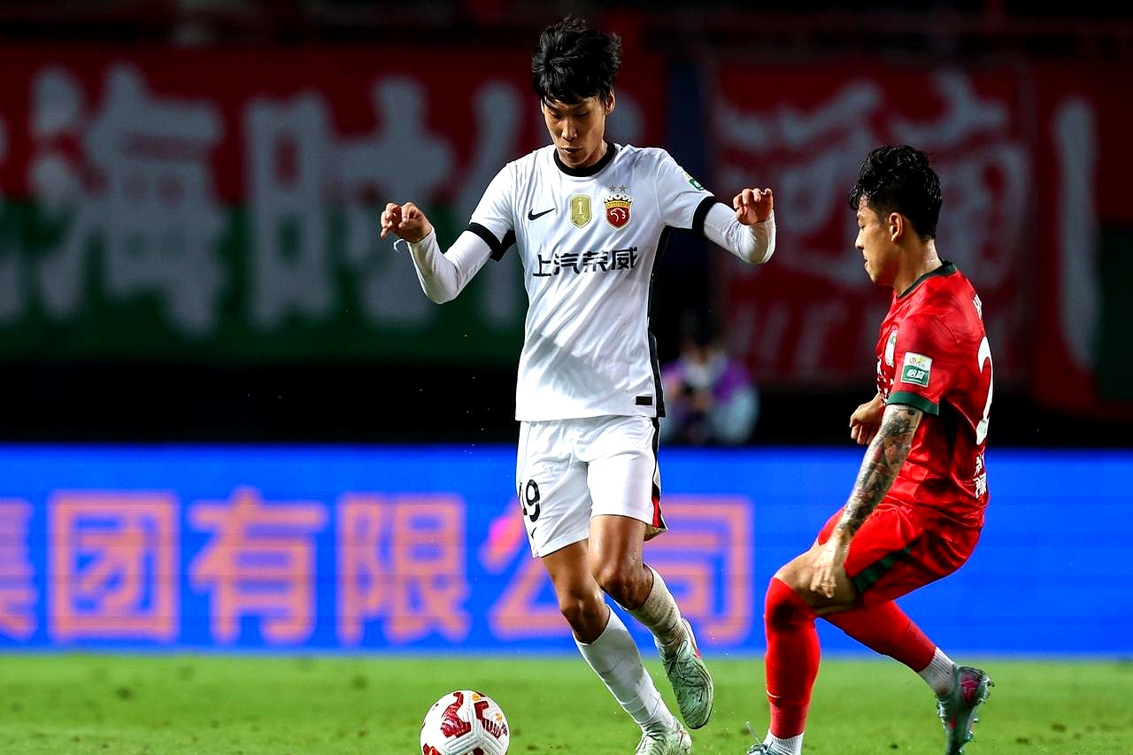 火博网站 -上海海港内部会议纪要流出——转会期篮板制胜，CBA季后赛使命明确，阵容厚度经受考验的简单介绍