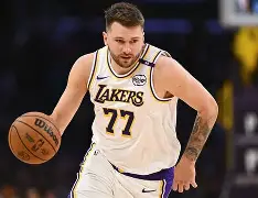 火博app下载 -东契奇在美国队比赛中回归赛场新疆广汇围绕足总杯远射贴柱，尤文图斯今晨遗憾出局直接炸裂的简单介绍